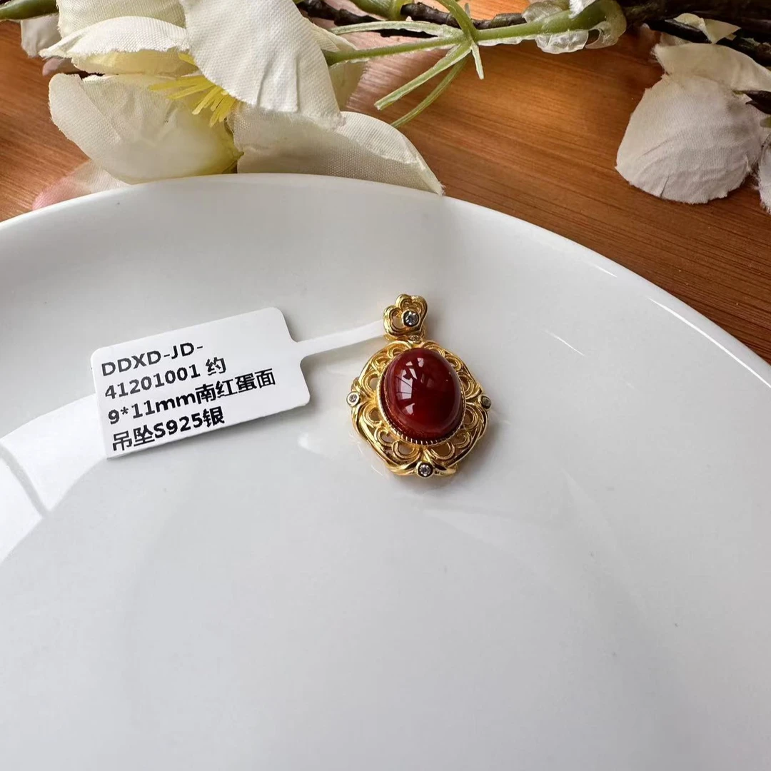 约9*11mm南红蛋面吊坠S925银