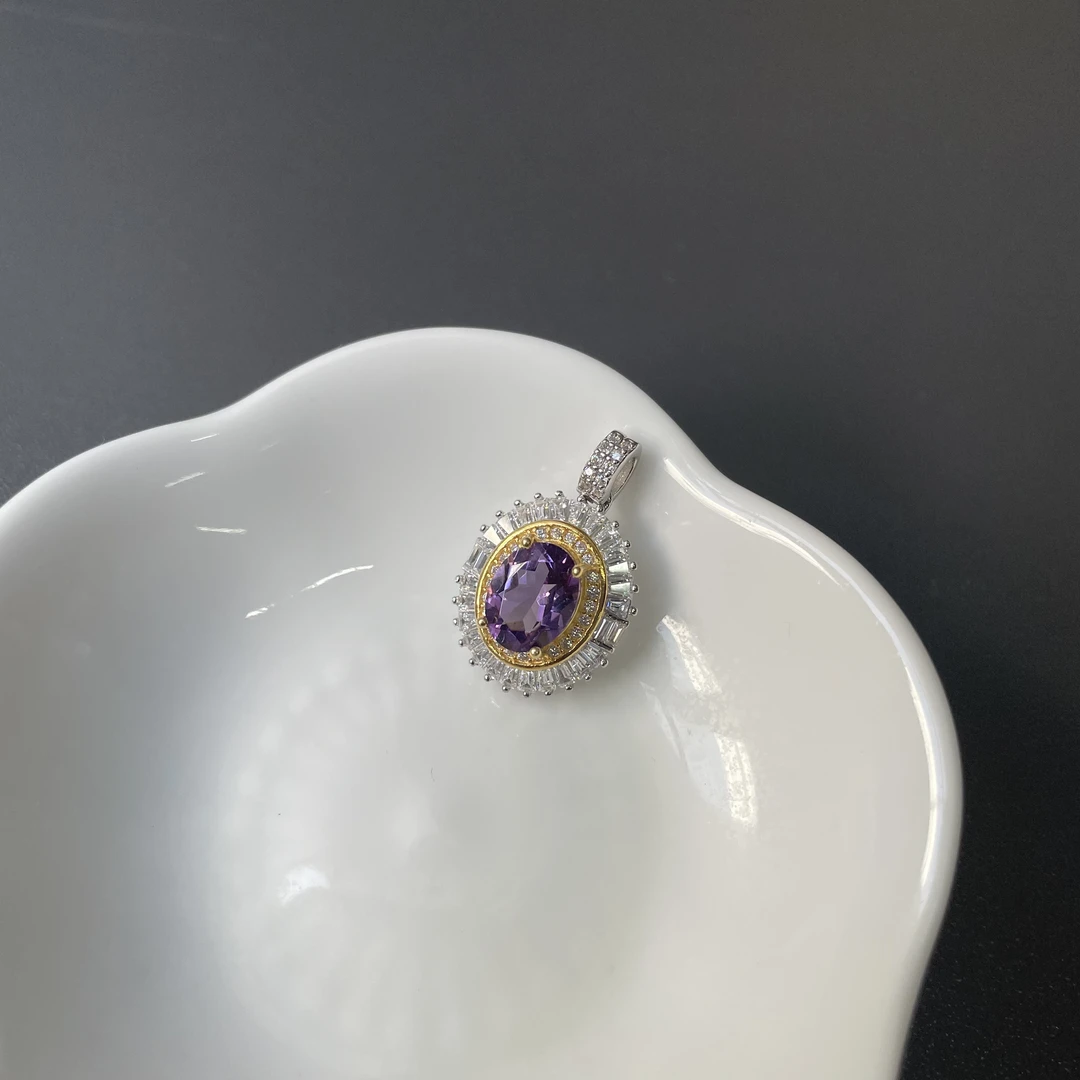 紫水晶椭圆切割约7*9mm围镶S925银吊坠