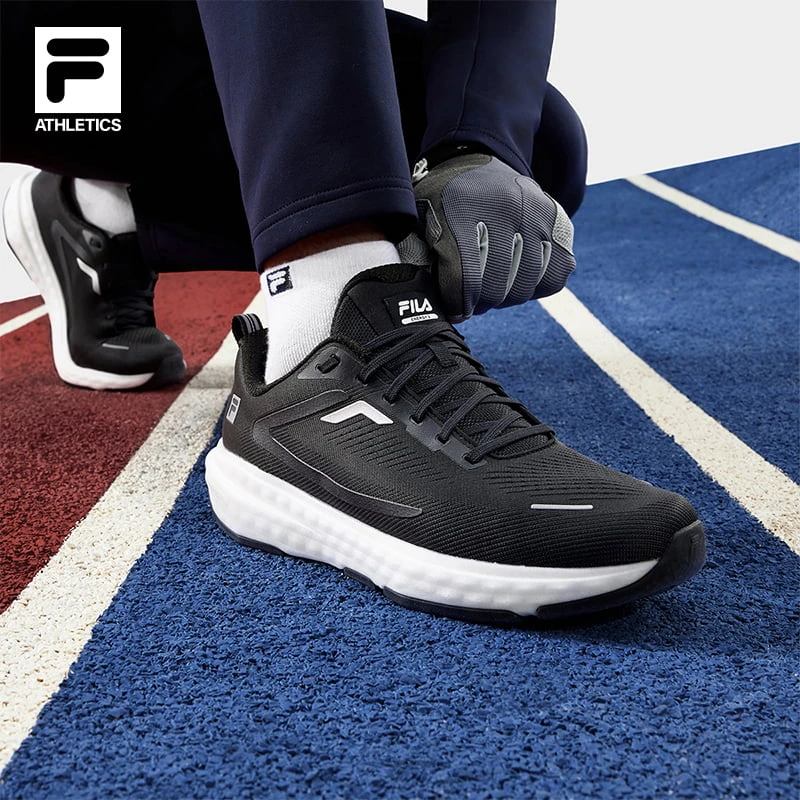 Fila/斐乐男鞋【悦动 2】秋冬新款轻便缓震百搭防滑跑鞋A12M411124