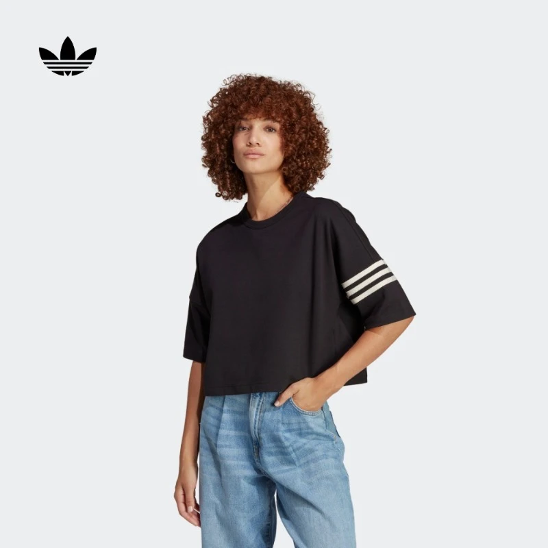 阿迪达斯三叶草女款摩登宽松运动上衣圆领短袖T恤adidas IB7310