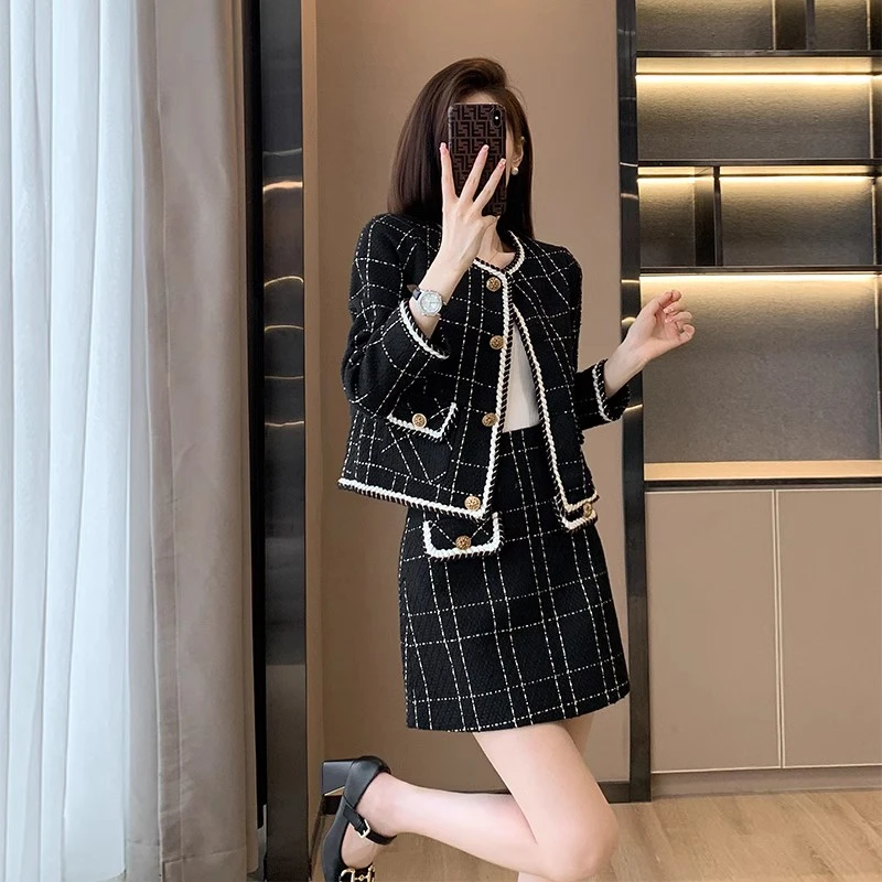 轻奢高级感气质小香风套装2024秋冬新款小个子粗花呢半身裙两件套