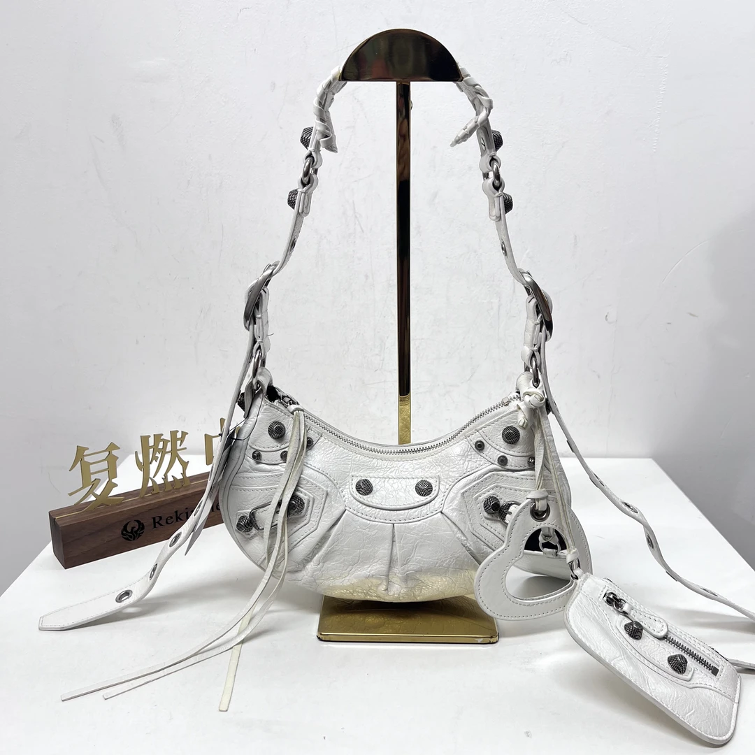 95新 Balenciaga/巴黎世家 复燃精选/巴黎世家 白银半月机车包
