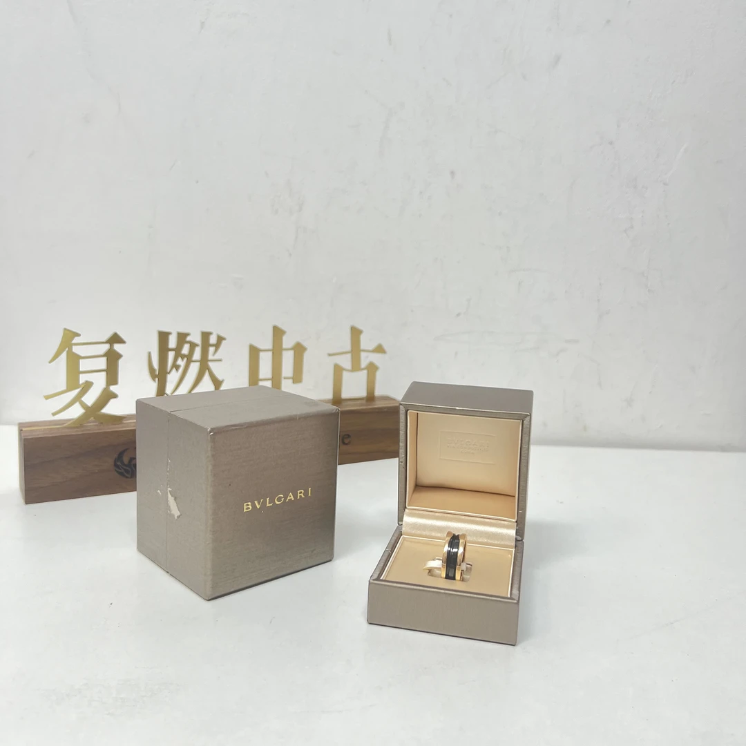 95新 BVLGARI/宝格丽 复燃精选/宝格丽 黑色弹簧戒指54码