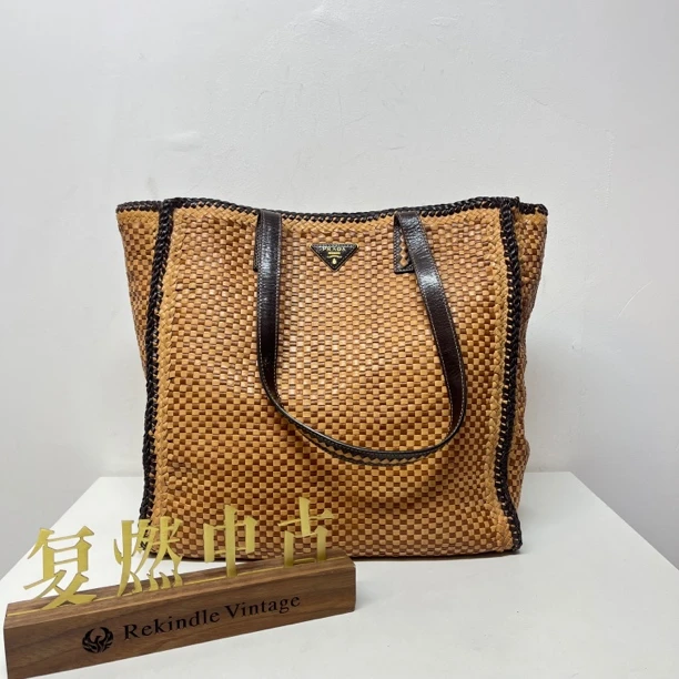 95新 Prada/普拉达 复燃精选/prada藤编沙滩单肩包