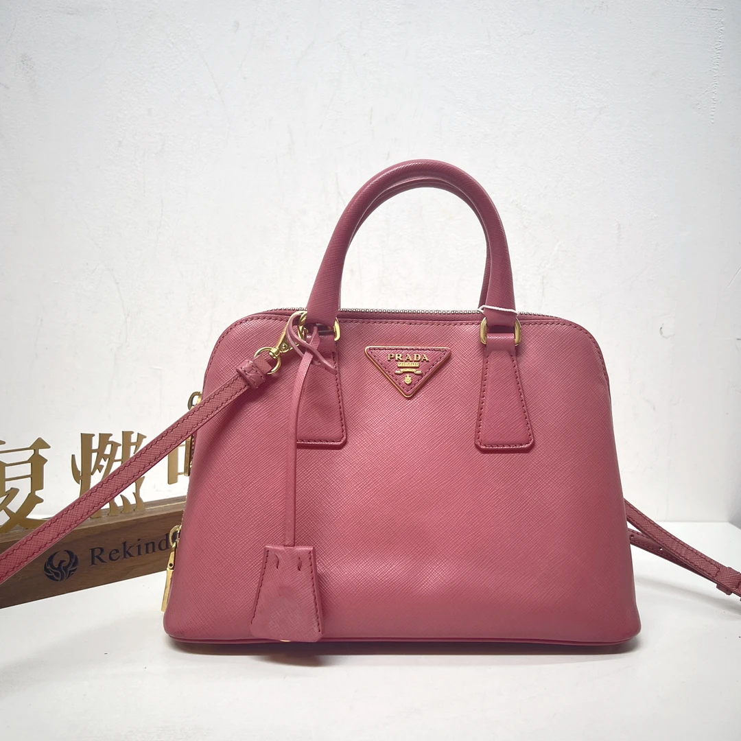 95新 Prada/普拉达 复燃精选/普拉达 粉色贝壳斜挎包