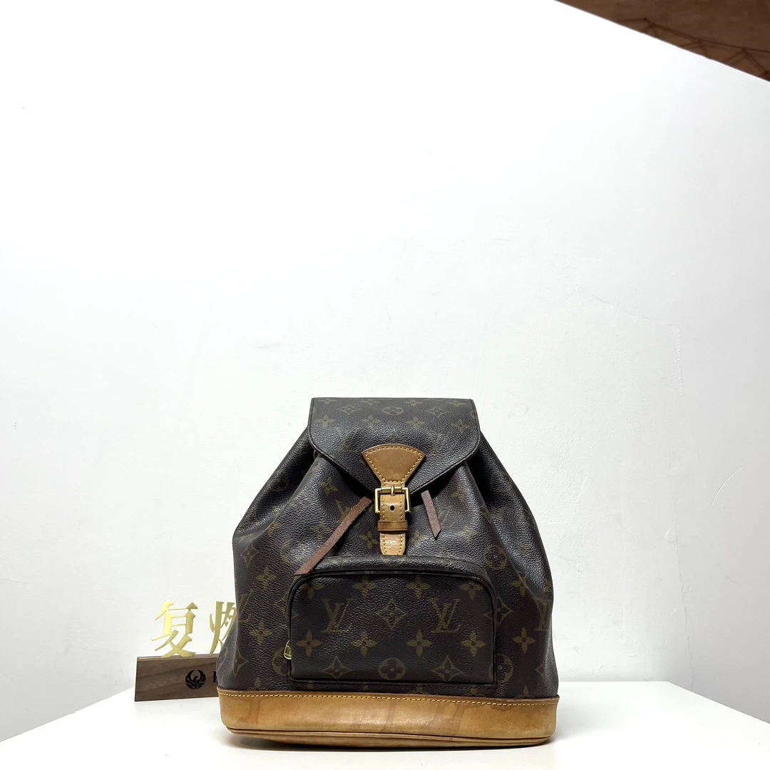 95新 LouisVuitton/路易威登 复燃精选/LV 老花方口袋小号双肩包