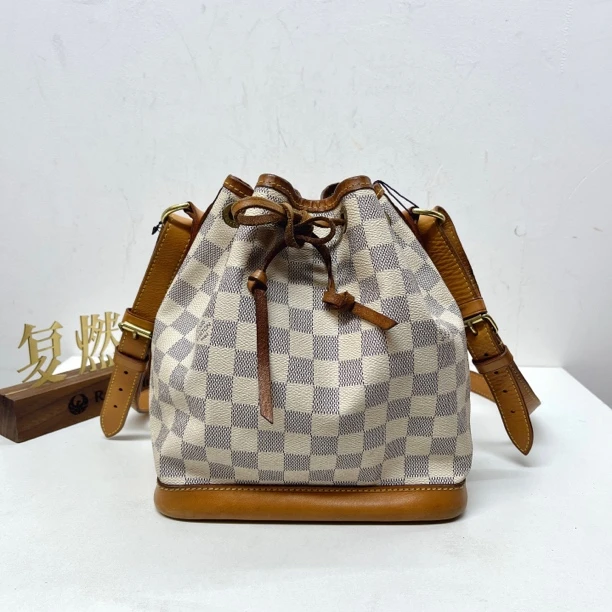 95新 LouisVuitton/路易威登 复燃精选/LV 白棋盘格水桶noe bb