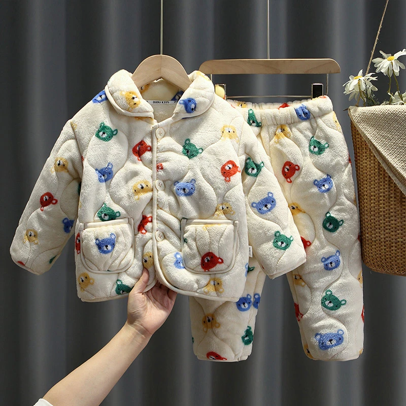 儿童法兰绒睡衣冬季宝宝三层夹棉加厚家居服套装女童加绒保暖冬装