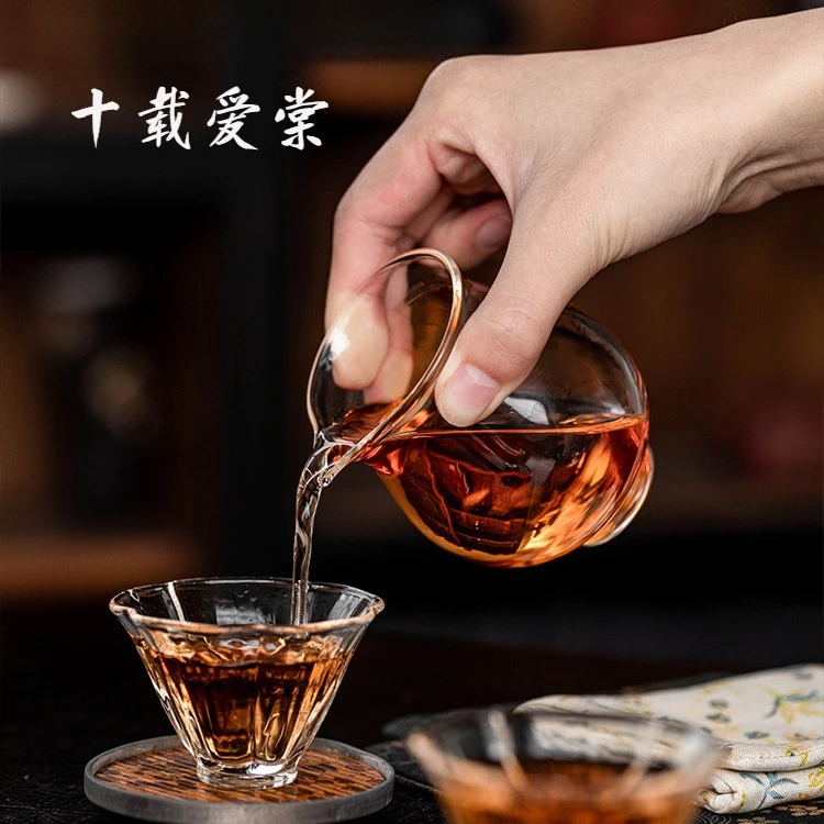 十载爱棠创意蛋仔公道杯高硼硅玻璃分茶器家用功夫茶具小容量茶海