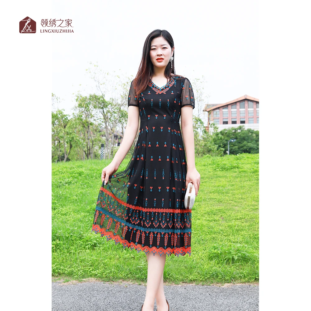 蕾丝绣花连衣裙碎花妈妈装#L700729H-81时尚洋气超显瘦连衣裙气质