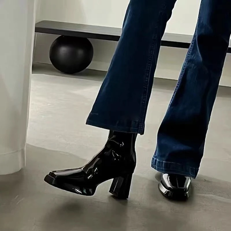 UHCK法式方头粗跟小短靴女黑色高跟鞋后拉链马丁靴漆皮瘦瘦靴子冬