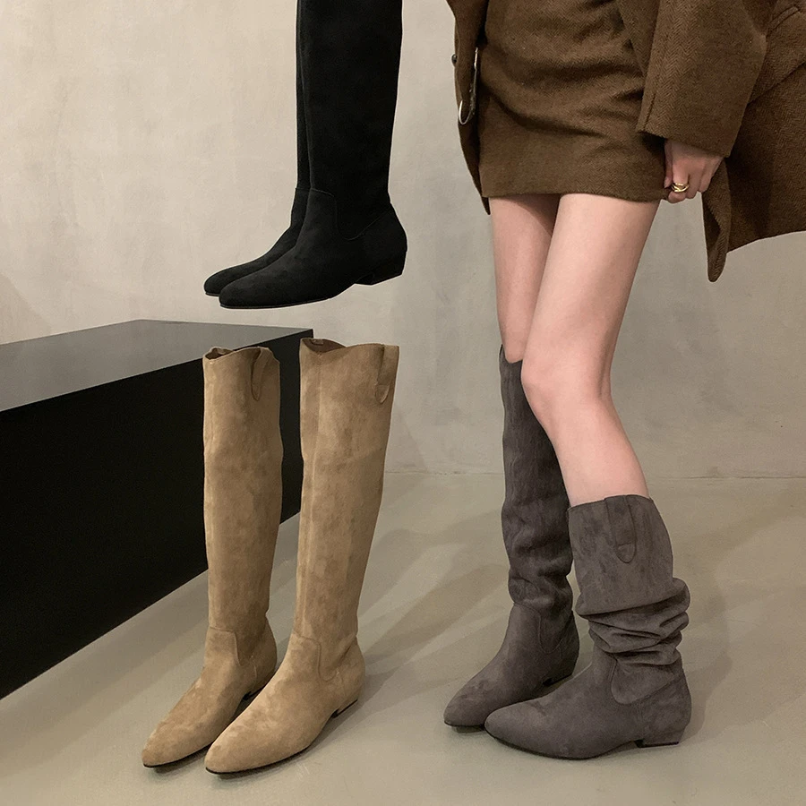UHCK绒面复古V口瘦瘦靴长筒骑士靴女2025秋冬季黑色尖头法式堆堆