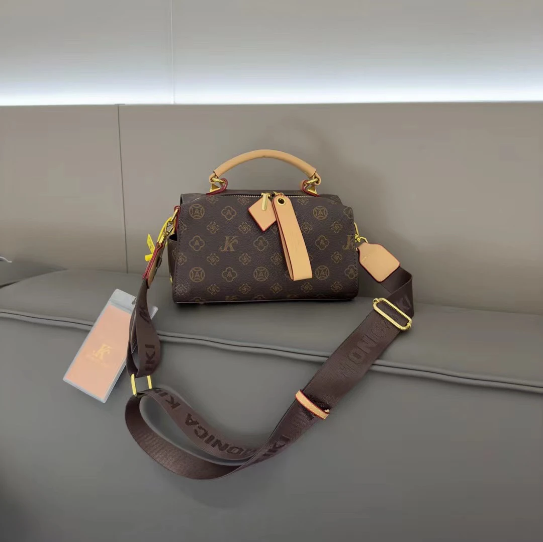 爱包无优新疆包邮定制压花皮枕头女包（手提、单背、斜挎）582810