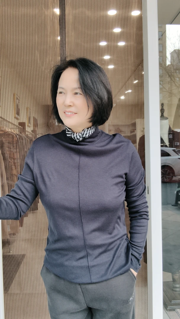 多色时尚打底衫女长袖休闲百搭修身半高领立领秋冬纯色网红