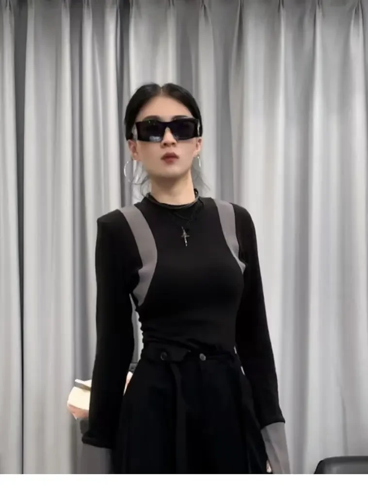 时尚撞色上衣黑色打底衫女春款内搭气质设计感通勤修身显瘦上衣