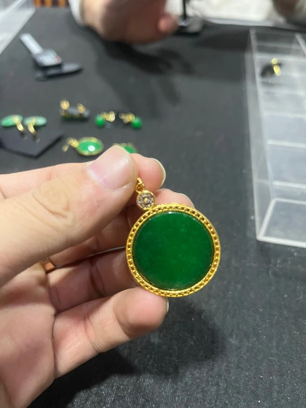 D031大圆牌吊坠银