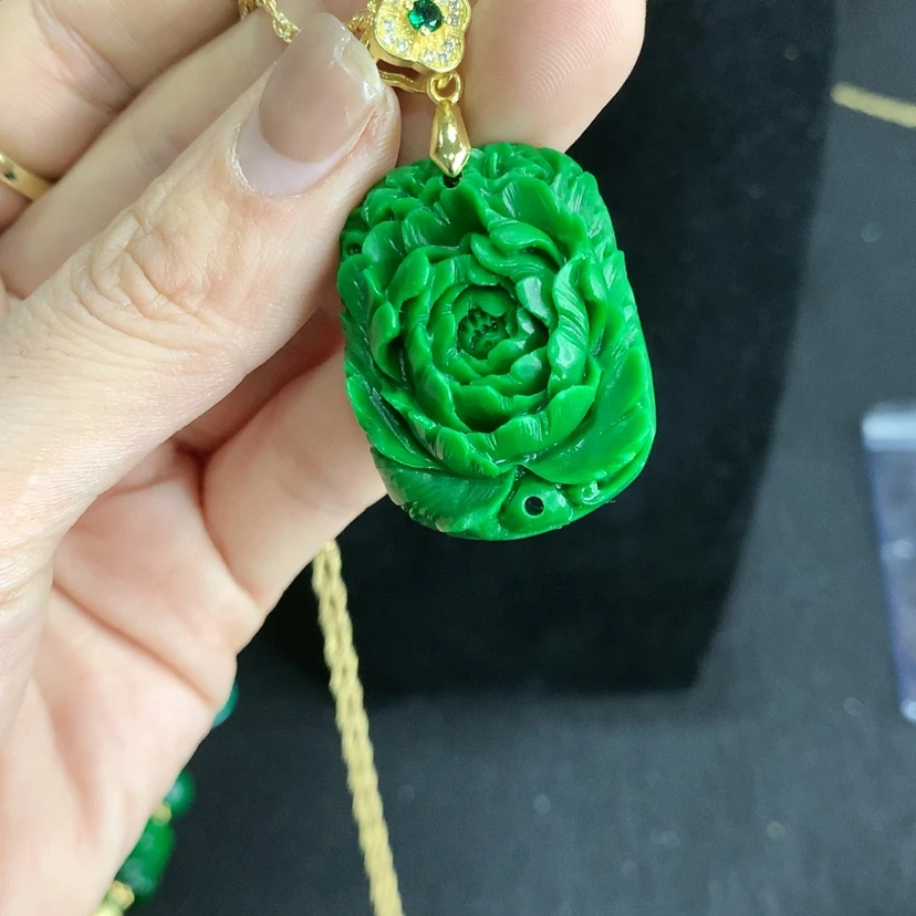 【闪购商品】翡翠颈饰未镶嵌