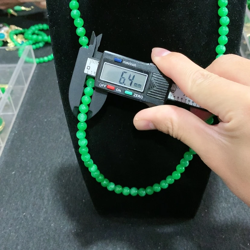 【闪购商品】翡翠颈饰未镶嵌