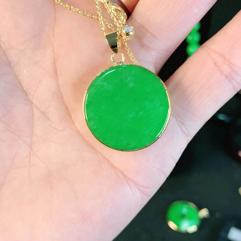 【闪购商品】翡翠耳饰未镶嵌