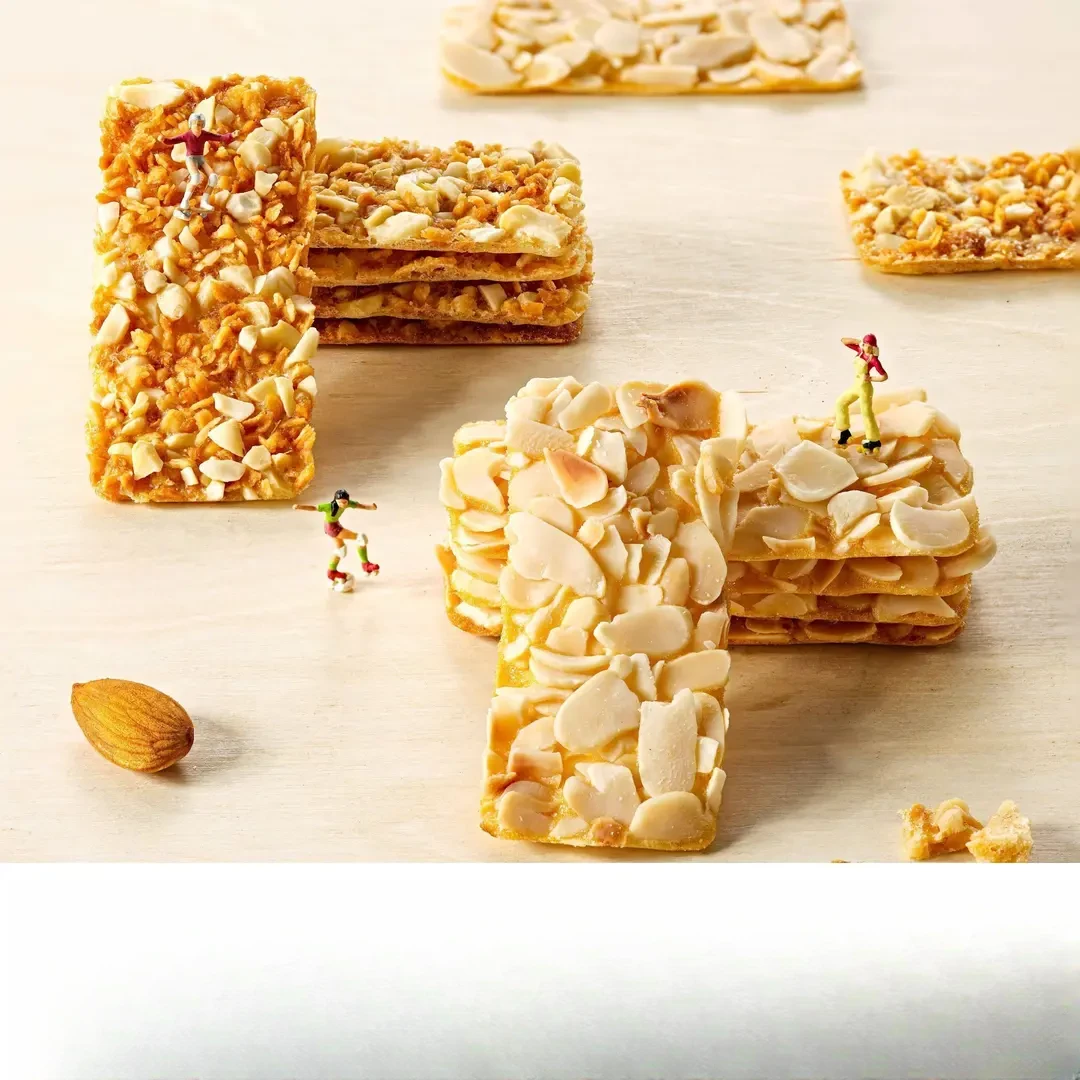 巴旦木多多腰果多多坚果脆片健康营养美味休闲食品.