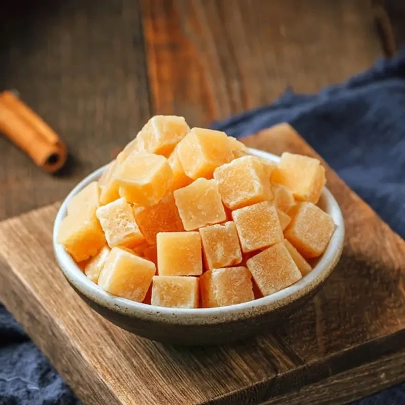 秋梨膏糖金银花润喉糖熬制清凉味易携带.