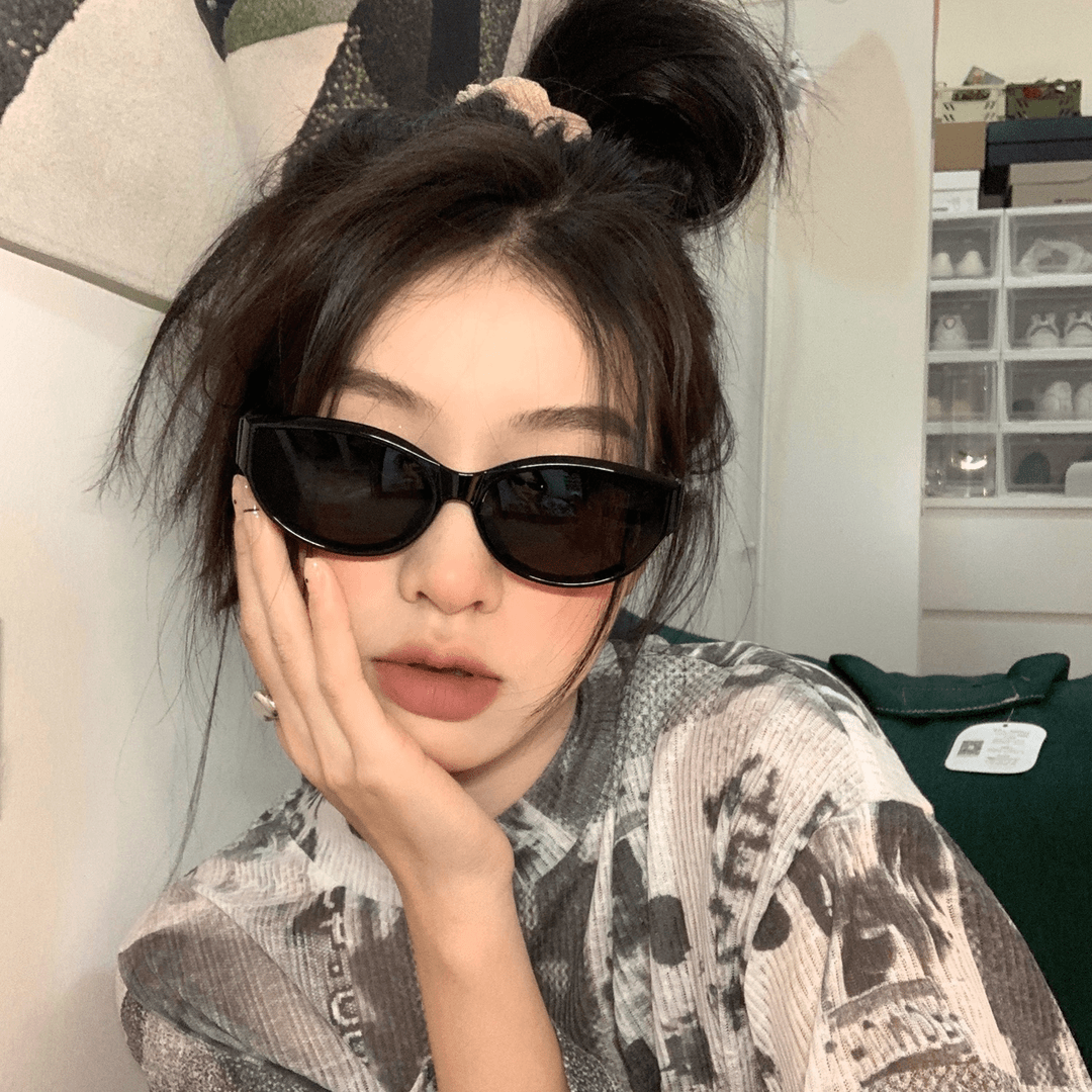 猫眼墨镜复古街拍男女2023网红凹造型拍照时尚简约港风素颜太阳镜