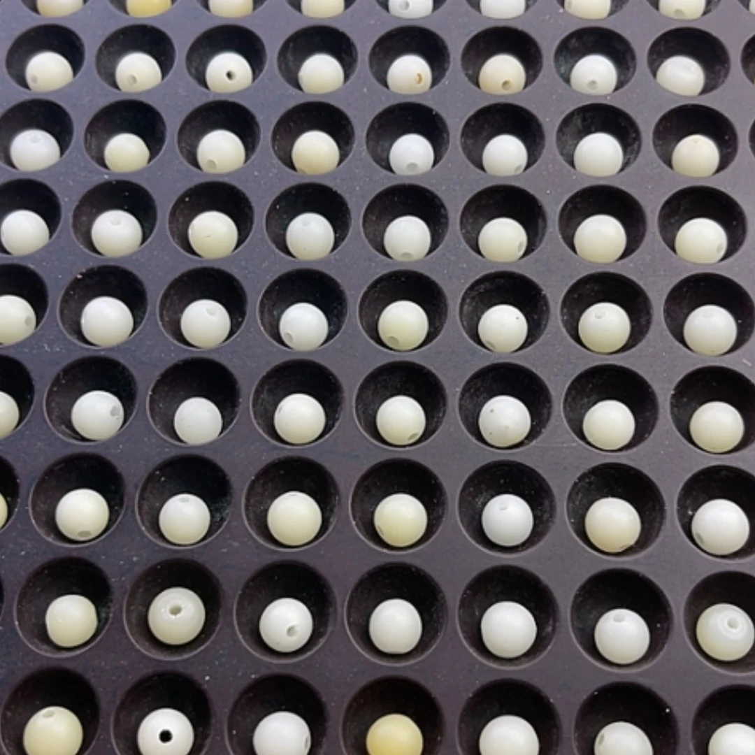 【闪购商品】白玉菩提吊坠瑕疵7白玉圆100卡灯牌宠300