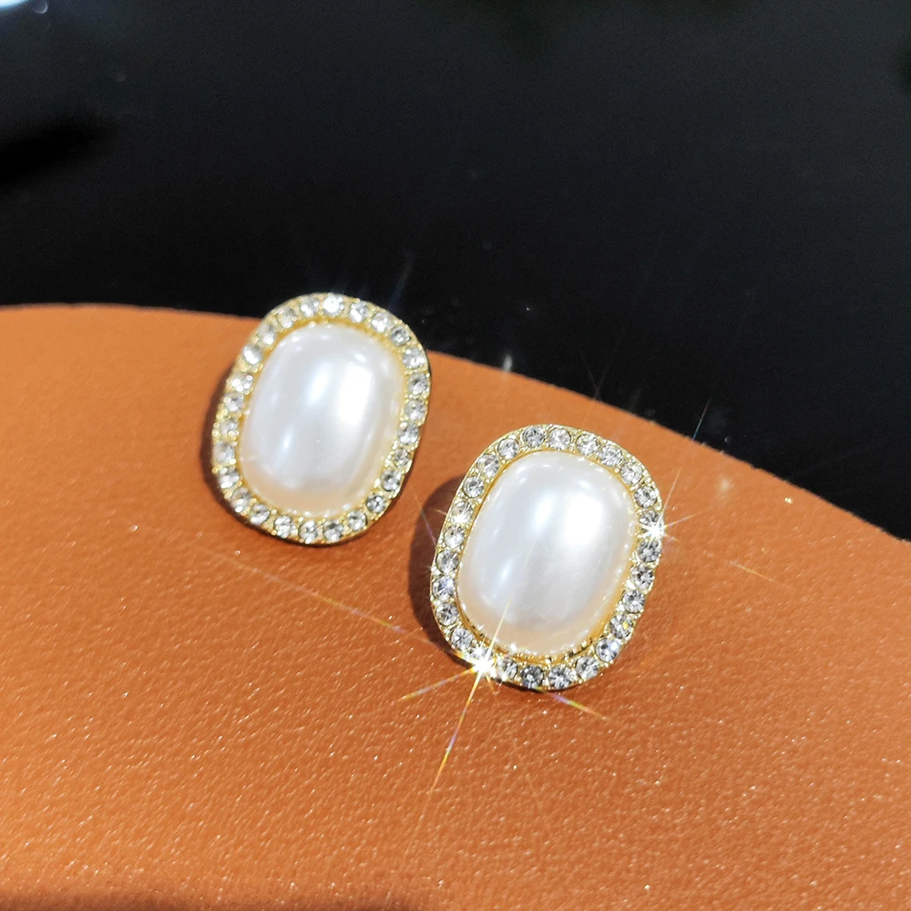 铜合金耳饰 高级感气质耳钉精致个性优雅时尚小众设计耳饰N2054