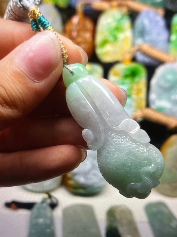 天然翡翠一物一证
