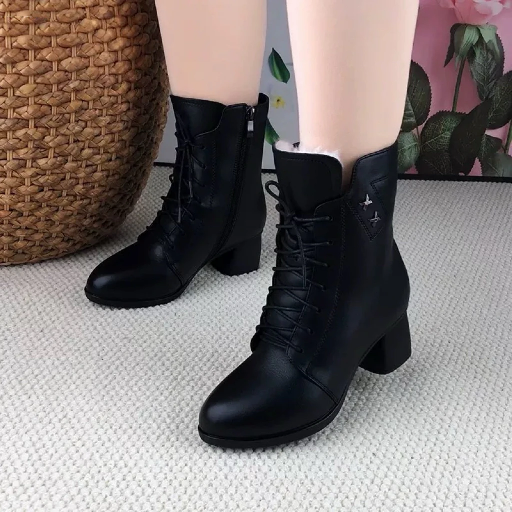 粗跟中跟加绒女士尖头靴子马丁高跟靴百搭女软底靴中筒英伦风