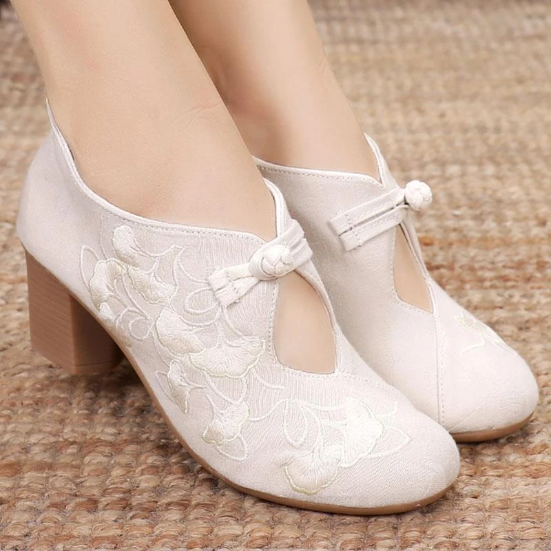 高跟旗袍鞋子女老北京布鞋古风汉服茶艺师工作鞋民族风绣花鞋粗跟