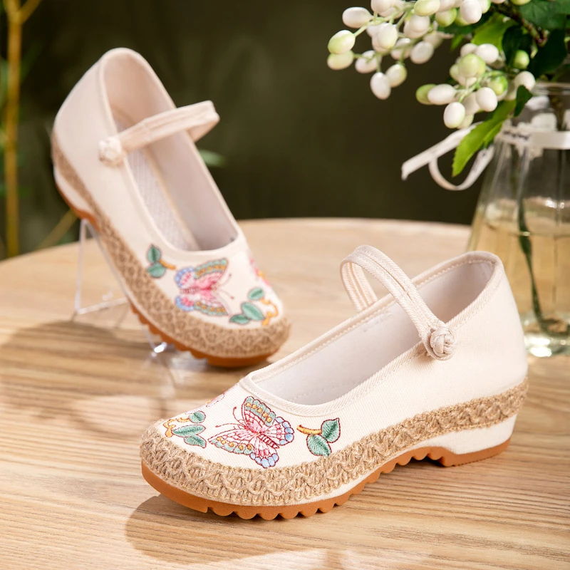国风汉元素绣花鞋新中式坡跟夏季民族风软底老北京布鞋女复古女鞋