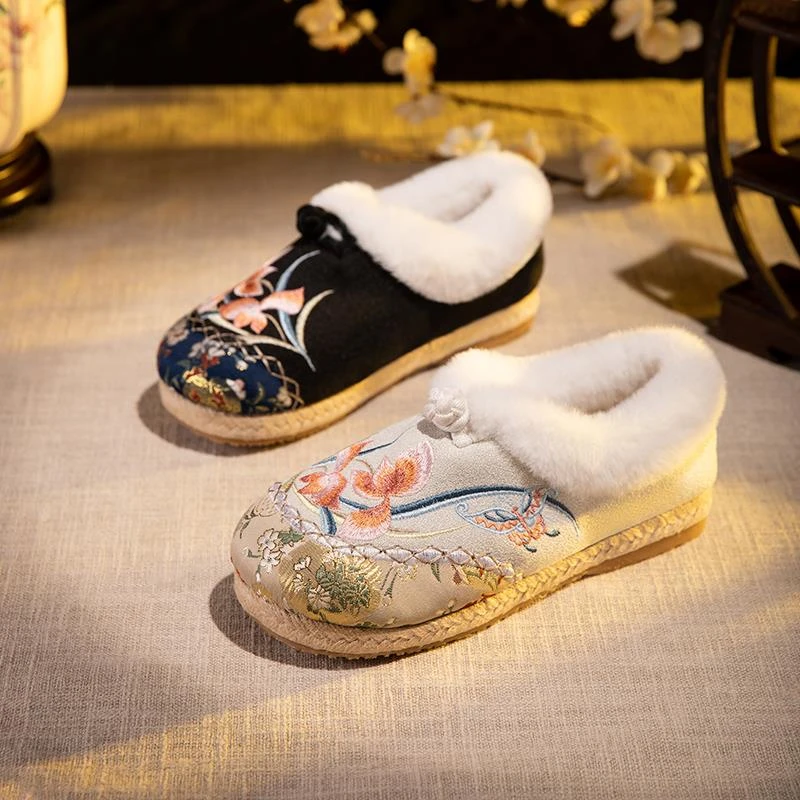 绣花棉鞋冬季加绒保暖居家平底妈妈鞋加厚民族风一脚蹬老北京布鞋
