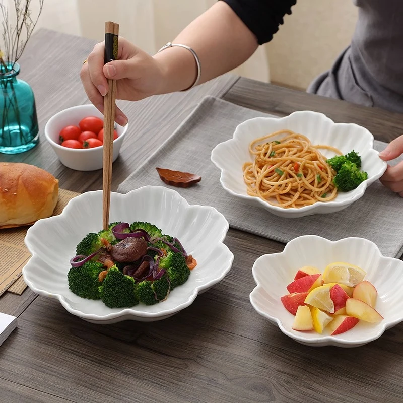 创意早餐盘汤盘餐具陶瓷饭盘点心盘碟子水果深盘菜盘甜品碗百合碗