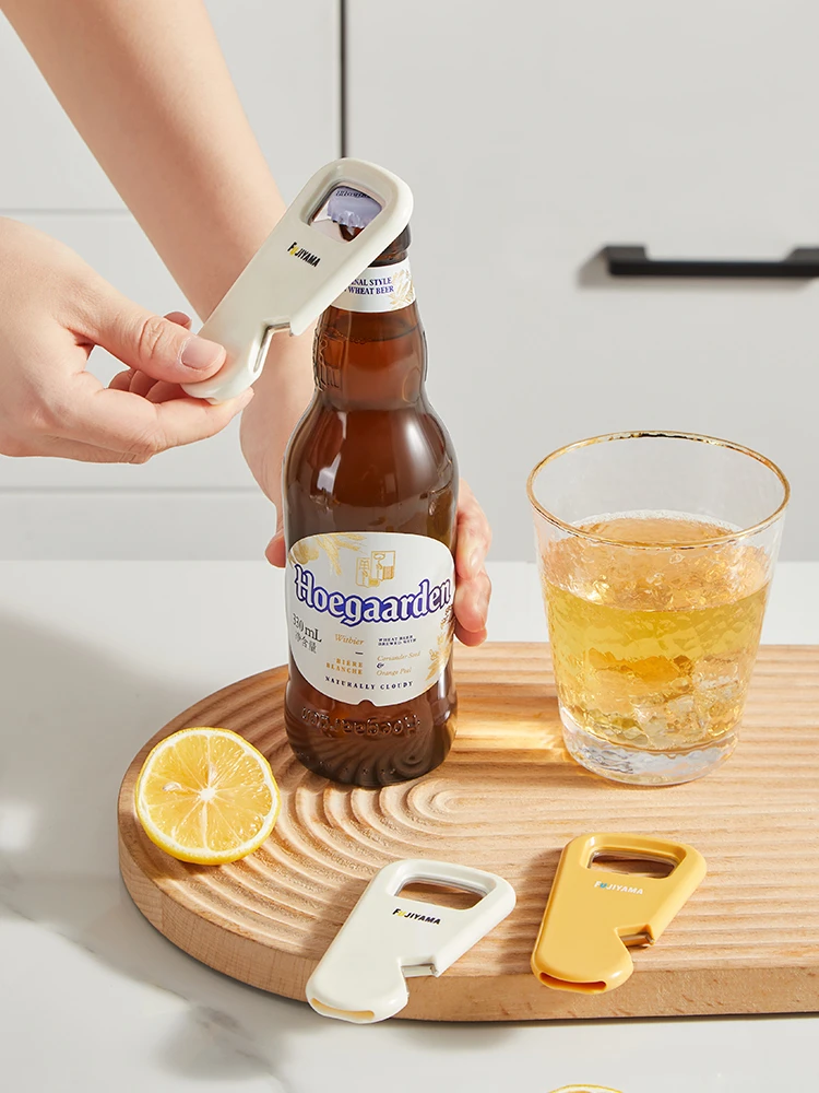 新款多功能开瓶器冰箱贴啤酒瓶开罐器创意磁铁启瓶器家用磁吸