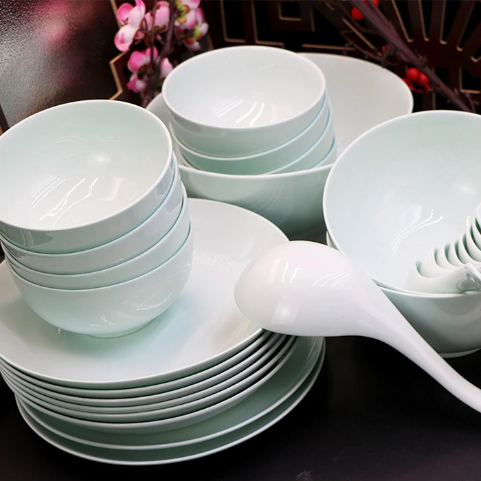 博玉骨质瓷28头青瓷餐具