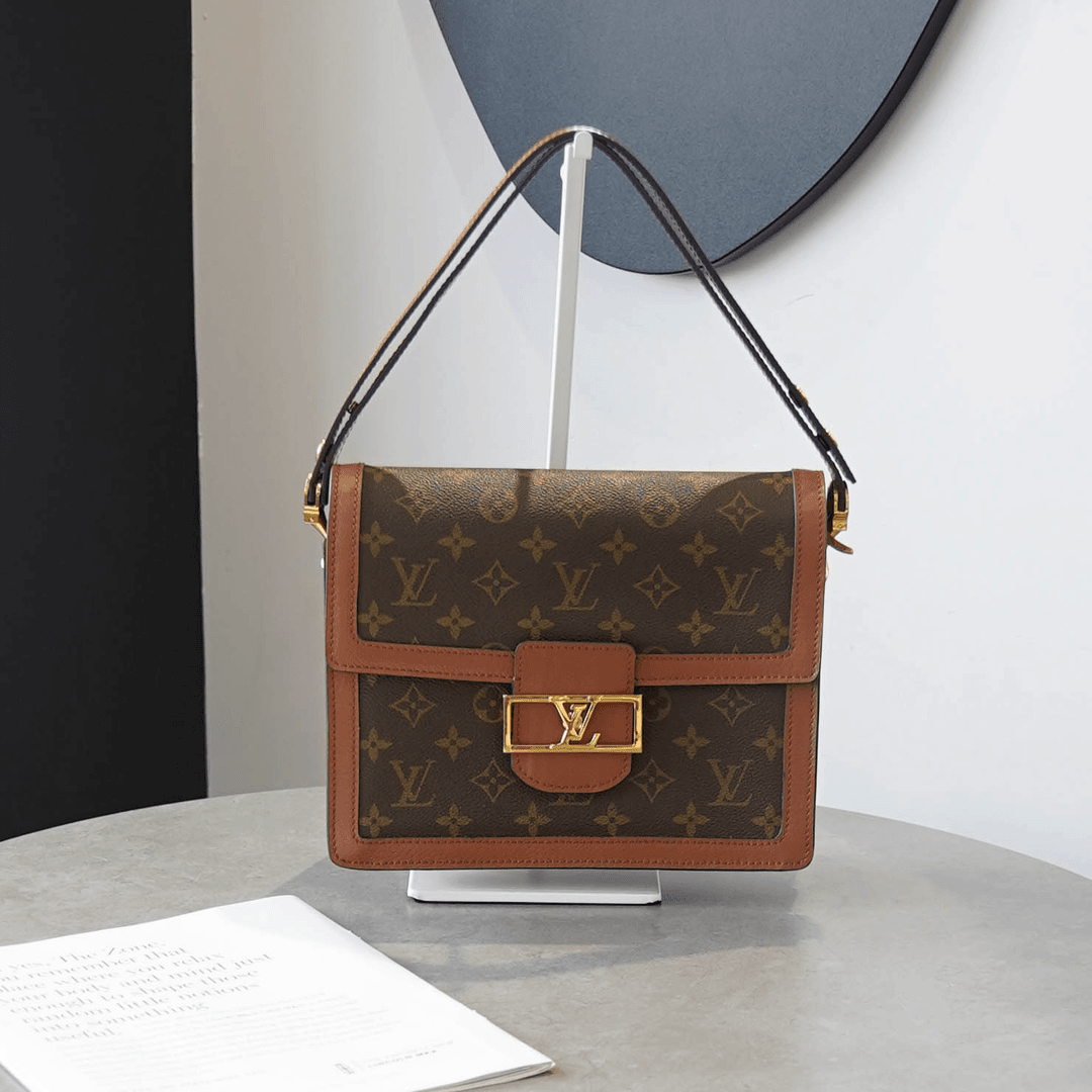 95新 LouisVuitton/路易威登 大有/LV达芙妮单肩包/H01426