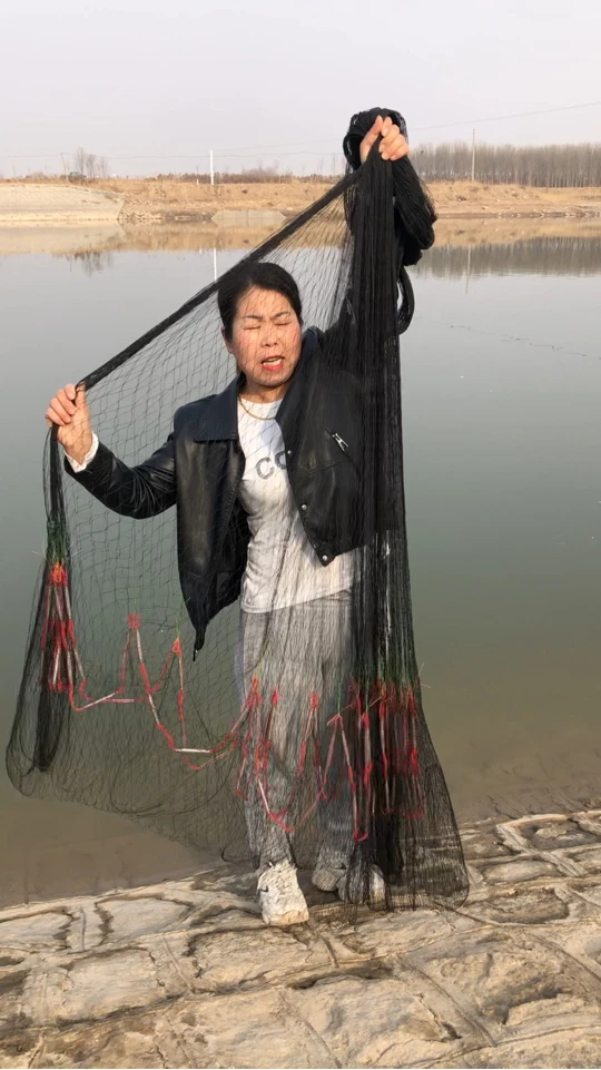 大力马线3指网眼4米高，直径6米，重8斤，铅坠子