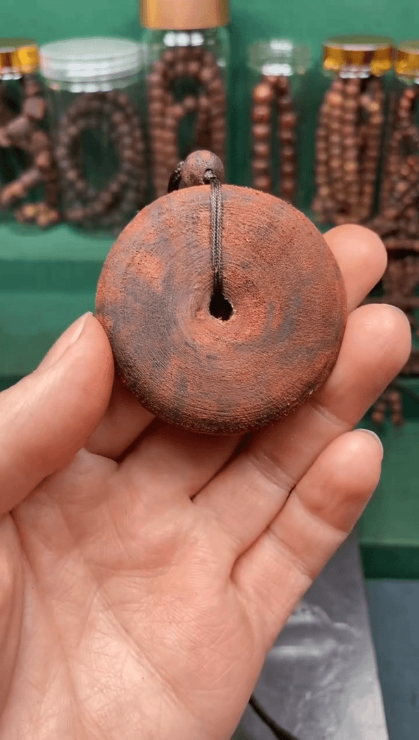 【闪购商品】降真香大平安扣黄油熟密结（发其一