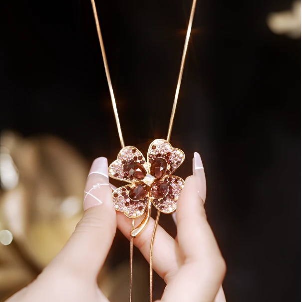 四叶草长款秋冬毛衣链高级感轻奢百搭项链流苏