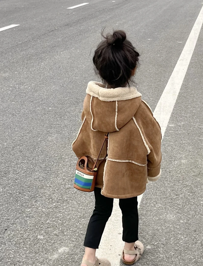 婴幼儿加厚外出服红色