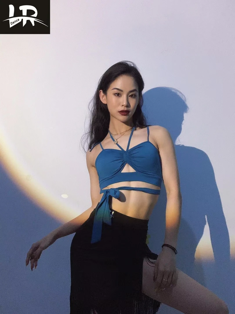 LR040挂脖吊带背心有胸垫多种系法美背短款性感