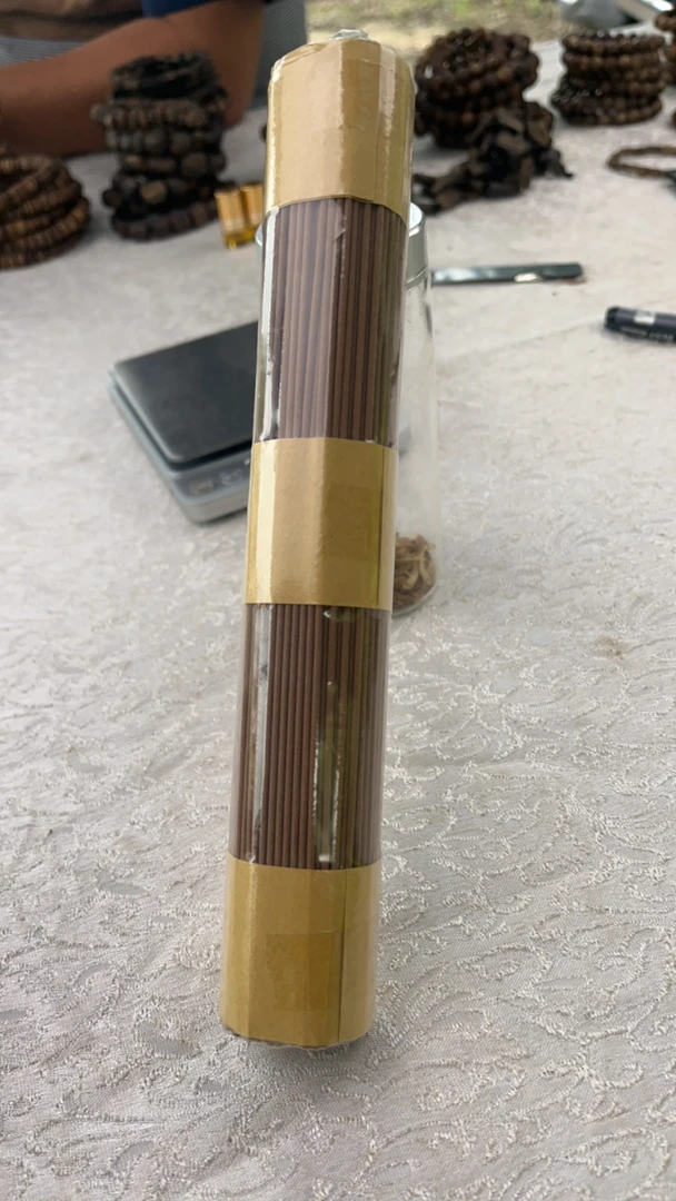 沉香 天然虫漏花香密甜 100克线香 多样性发一份