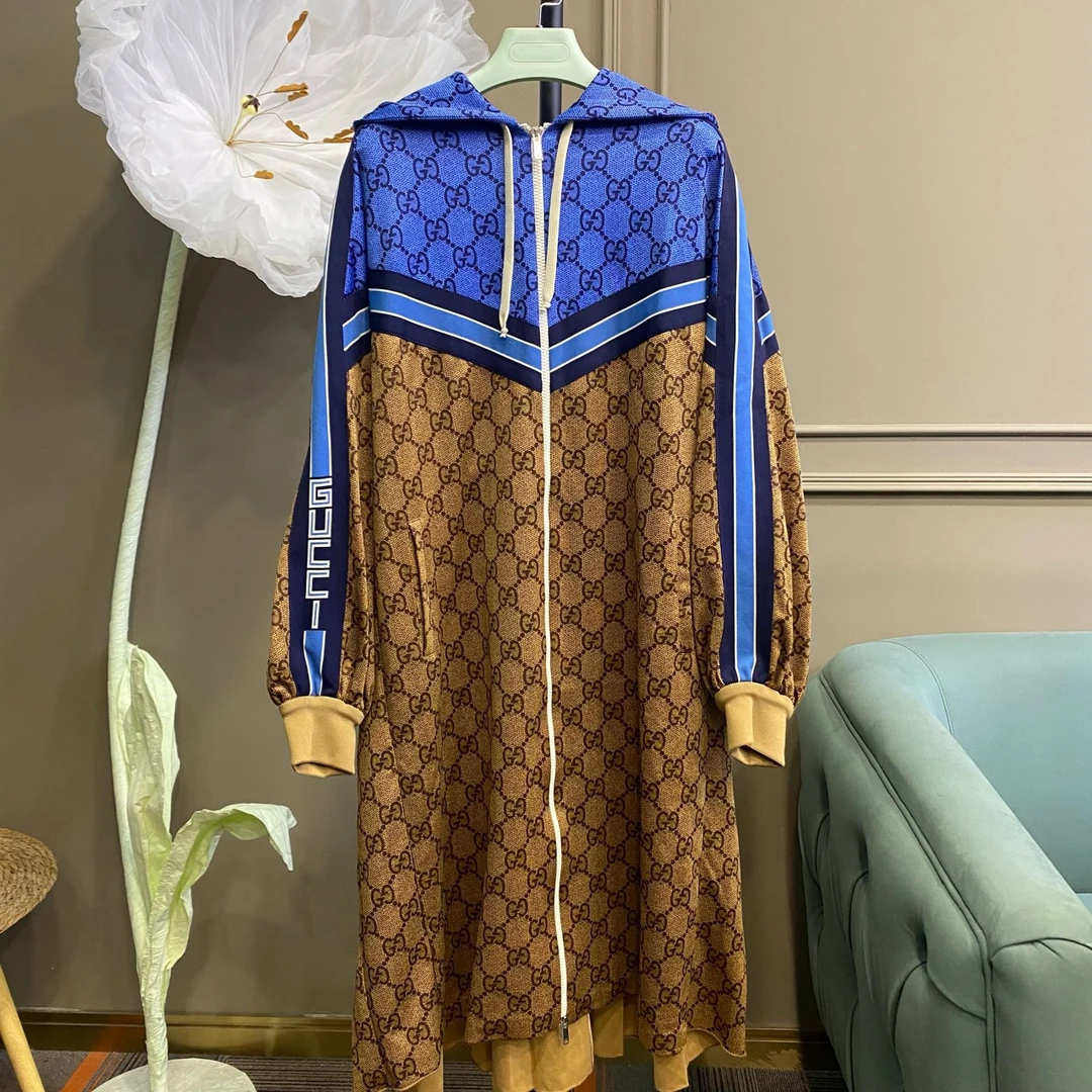 95新 GUCCI/古驰 潮服/古驰/xs码/休闲老花长款卫衣外套/70290241