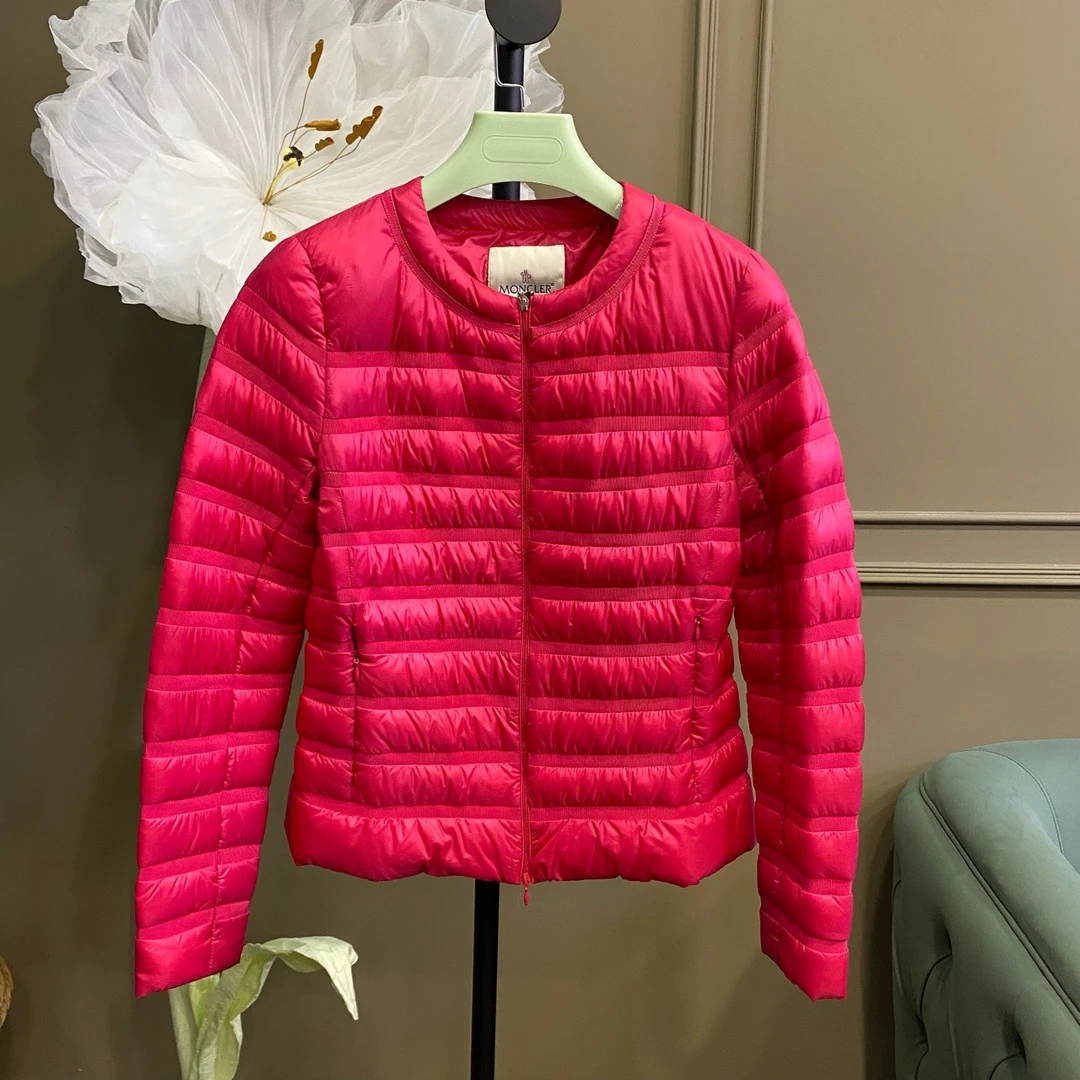 95新 MONCLER 潮服/Moncler盟可睐/2码/短款休闲羽绒服/70290337