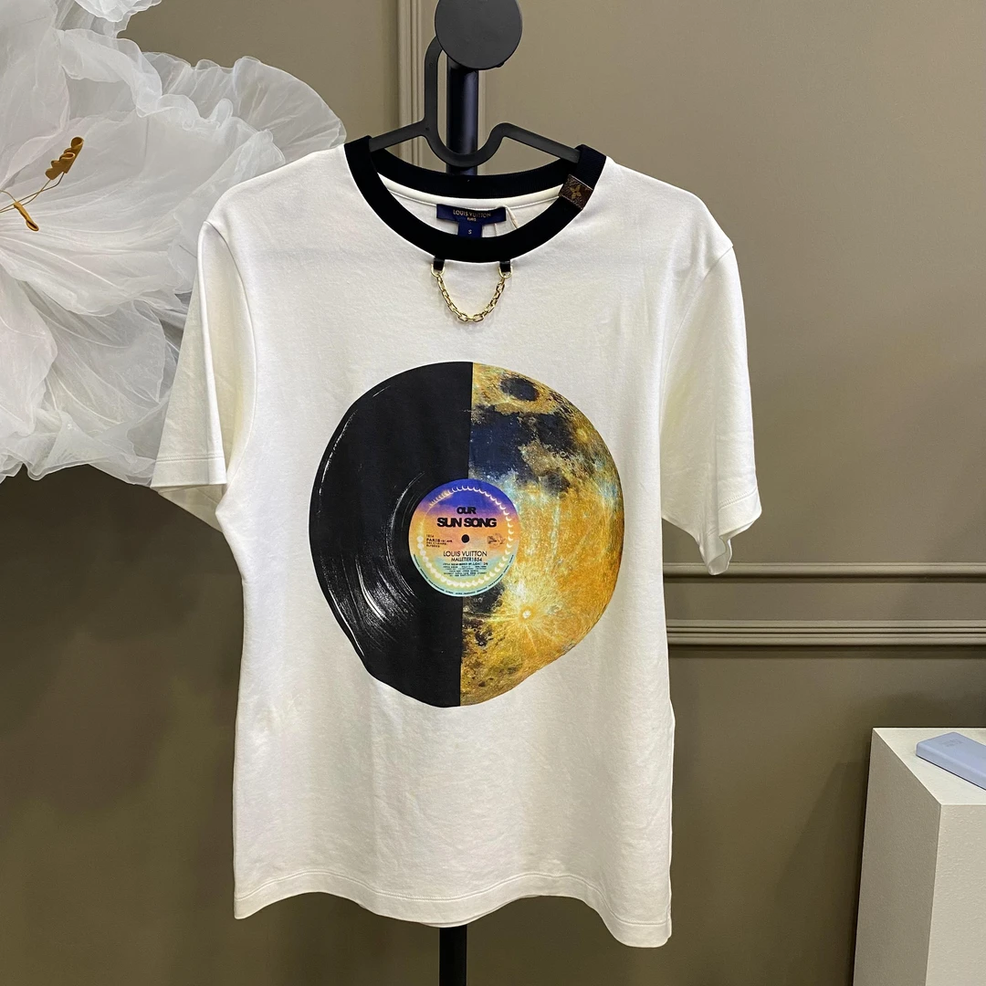 95新 LouisVuitton/路易威登 潮服LV/S码/印花白色短袖/00160018