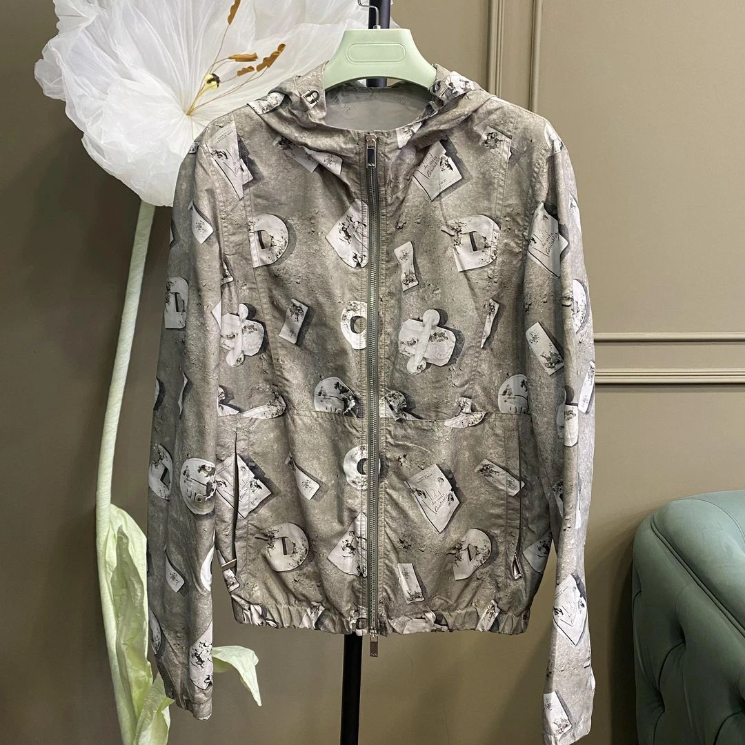 95新 DIOR/迪奥 潮服/dior/44码/春秋运动连帽外套/70290395春秋