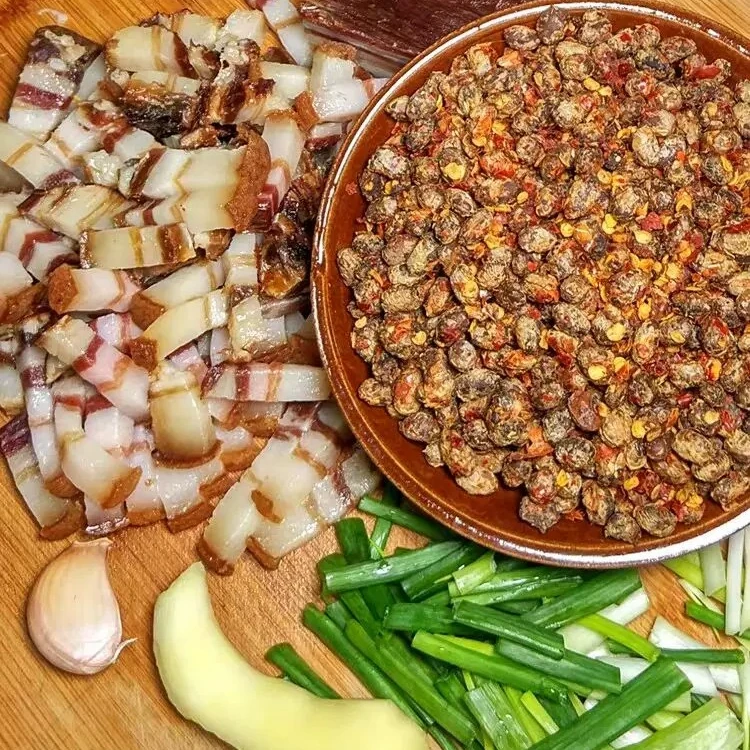 恩施特产开胃下饭菜干豆食香辣豆食麻辣干豆食真空包250g纯手工