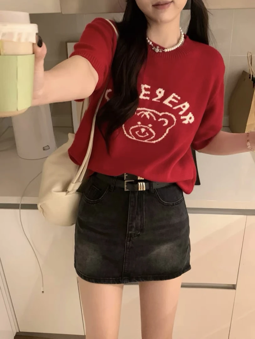 小熊 新款百搭圆领卡通小熊提花修身短款冰丝女T恤