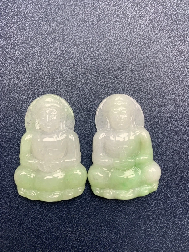天然翡翠正装观音（多样性发其一）